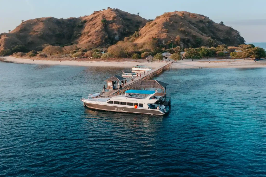 Exploring Bali by Sea: A Luxurious Journey with OceanPro Yacht