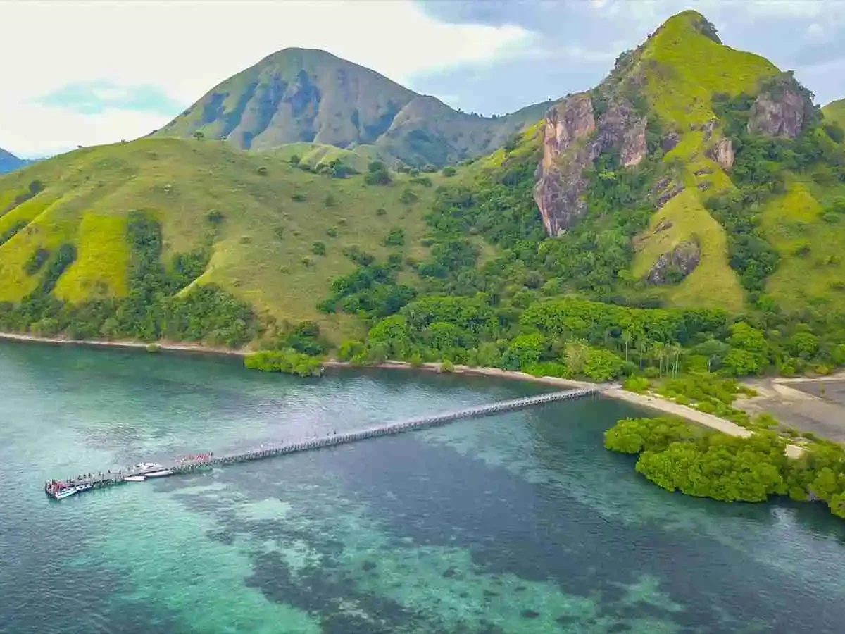 Manjarite Island - Hidden Gem Beach and Snorkeling Spot